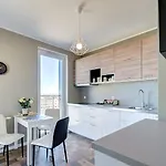 Old Town Sadowa By Renters
